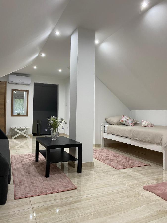 Apartma Azurre * Postojna