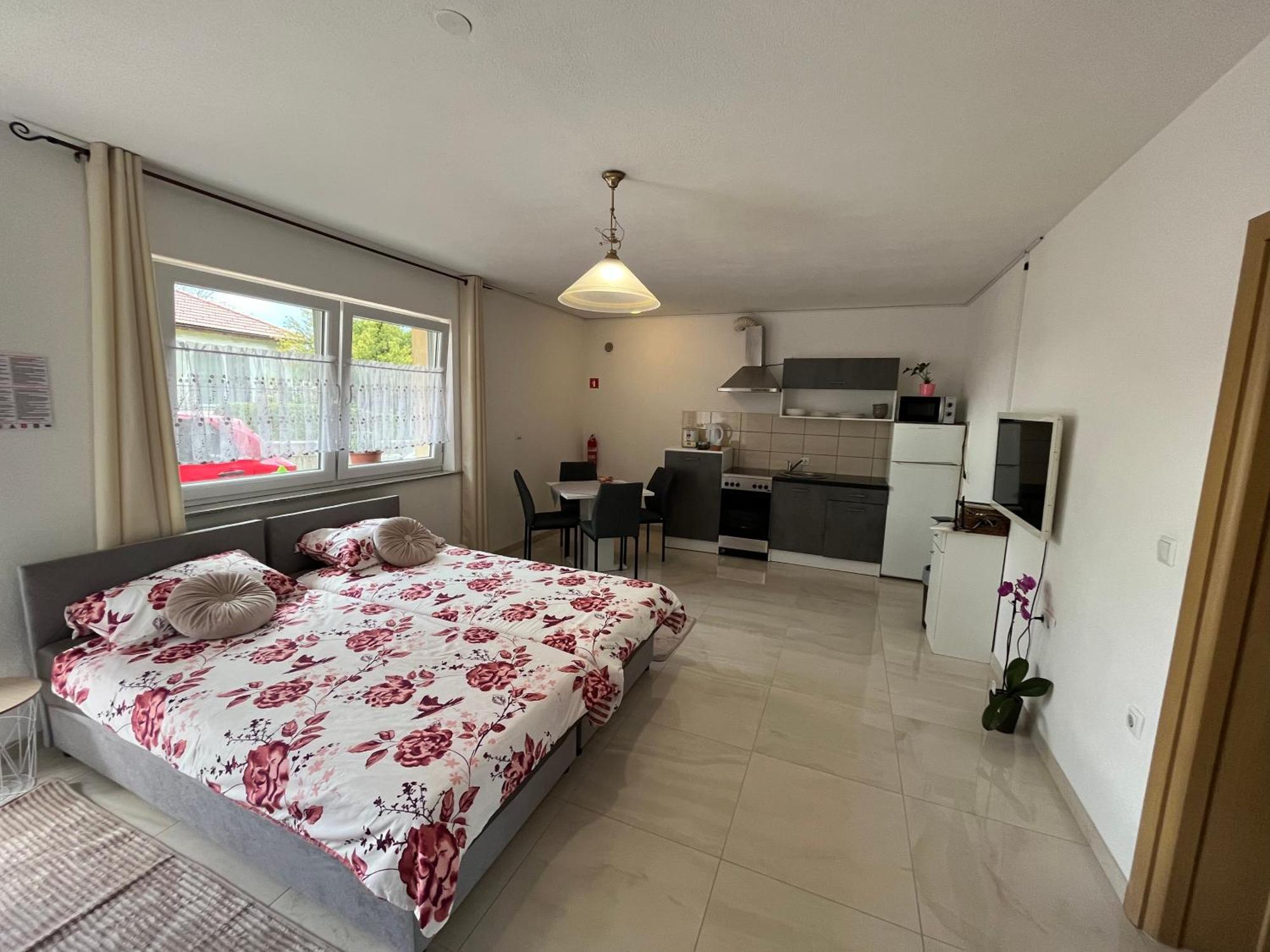 Apartma Azurre *